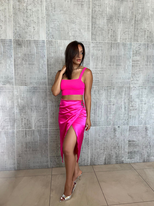 SOPHISTICATED SATIN SLIT SKIRT IN PINK